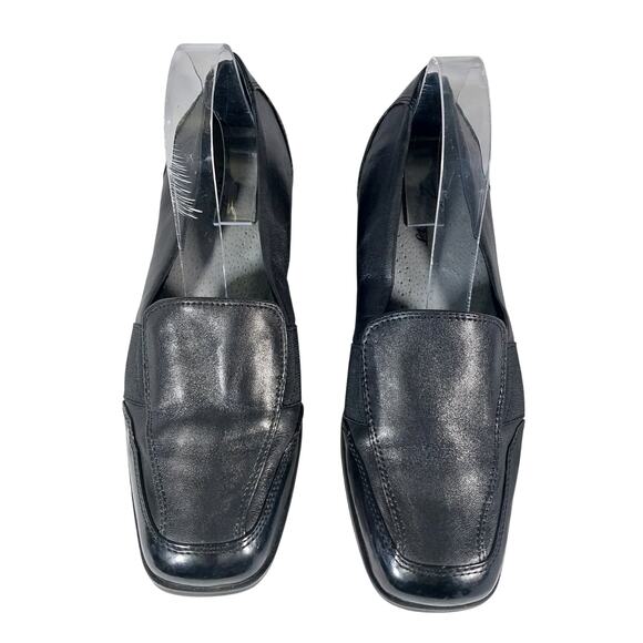 NWOT-1 SHOW! TROTTERS! BLACK GENUINE LEATHER CLASSIC HEELED LOAFERS! SZ 9.5M - Picture 4 of 10